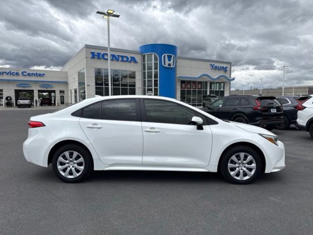 Used 2024 Toyota Corolla Hybrid LE Sedan