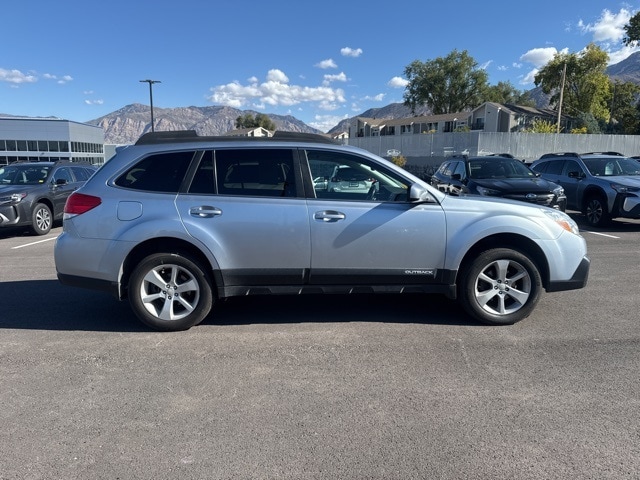 2014 Subaru Outback 2.5i Premium photo 2