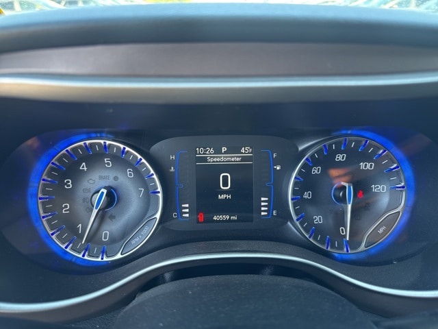 2021 Chrysler Voyager L photo 22