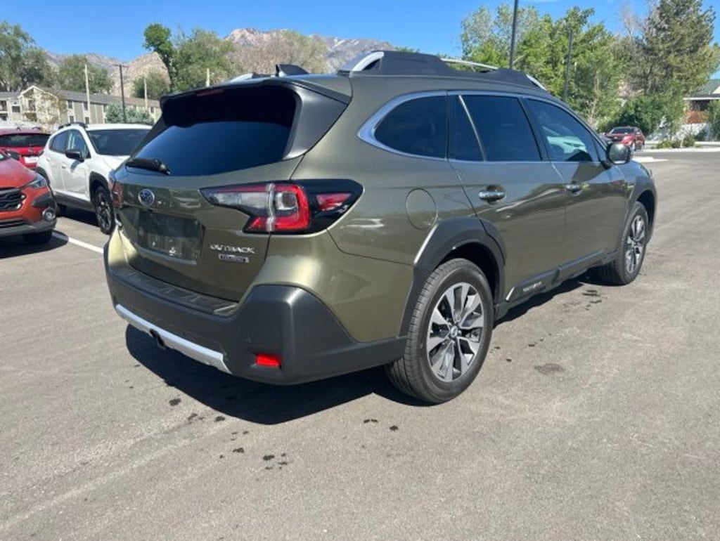 Used 2025 Subaru Outback Touring SUV