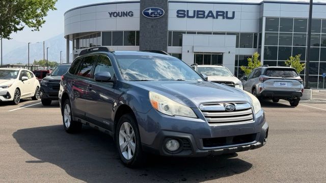 2013 Subaru Outback 2.5i Premium's photo