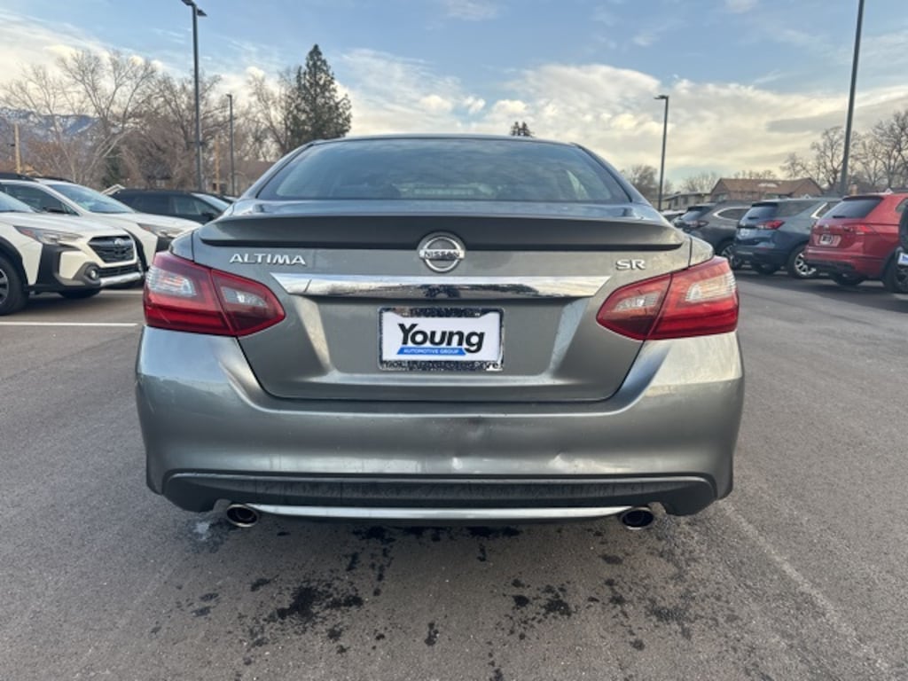 Used 2017 Nissan Altima 2.5 SR Sedan