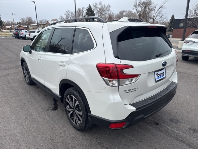 2023 Subaru Forester Limited photo 4