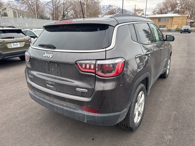 2018 Jeep Compass Latitude photo 3