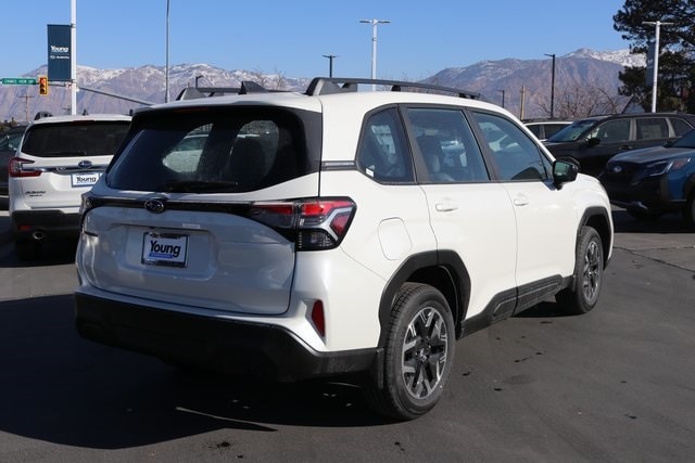 2025 Subaru Forester Base photo 3