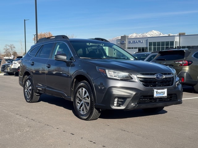 2020 Subaru Outback Premium's photo