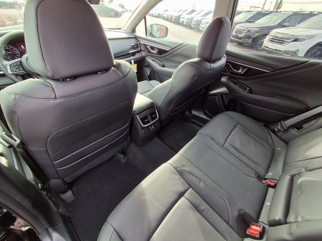 2025 Subaru Outback Limited - Photo 15