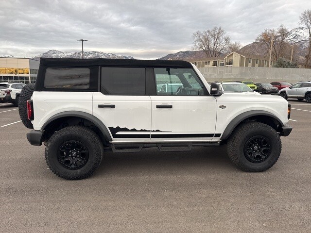 2022 Ford Bronco Wildtrak photo 2