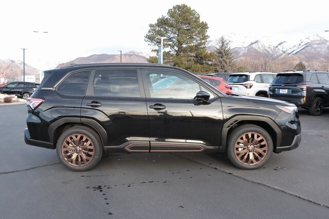 2025 Subaru Forester Sport photo 2