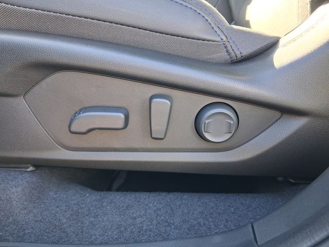 2025 Subaru Forester Premium - Photo 19