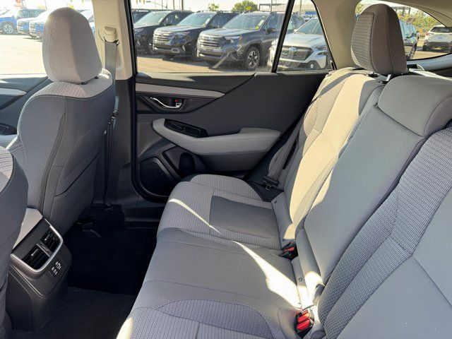 2025 Subaru Outback Premium - Photo 16