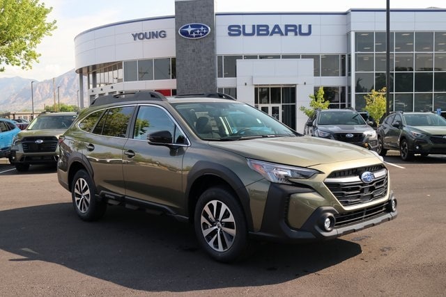 2025 Subaru Outback Premium's photo