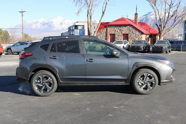 2025 Subaru Crosstrek Premium photo 2