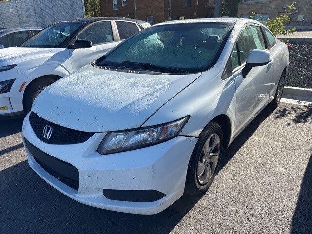 2013 Honda Civic LX photo 2