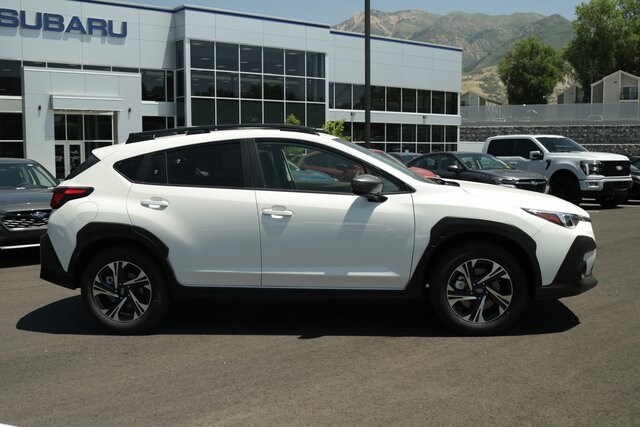 2025 Subaru Crosstrek Premium photo 2