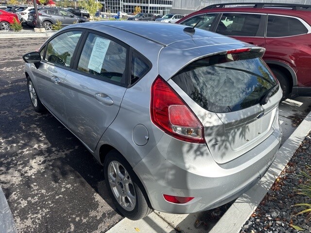 2016 Ford Fiesta SE photo 3