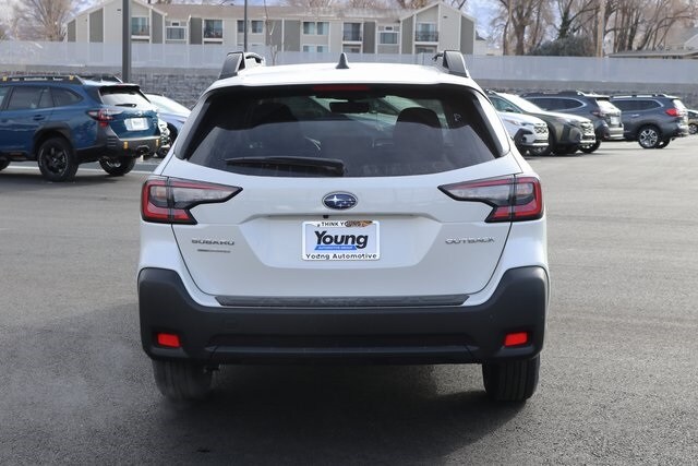 2025 Subaru Outback Premium photo 3
