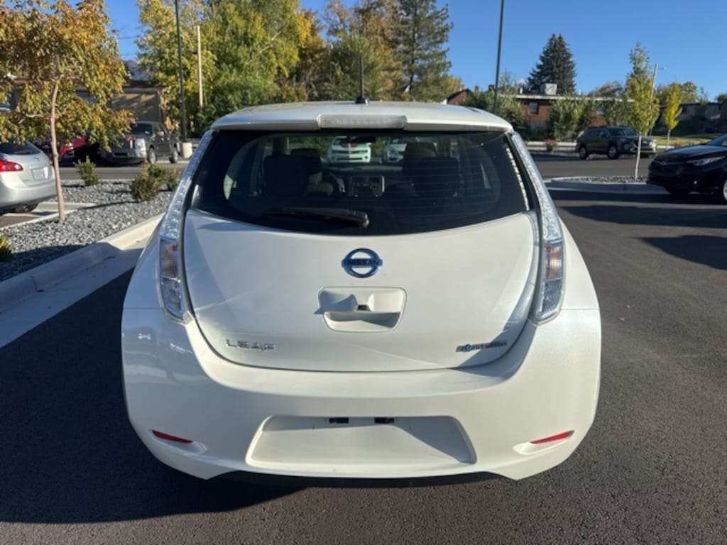 Used 2015 Nissan Leaf S Hatchback