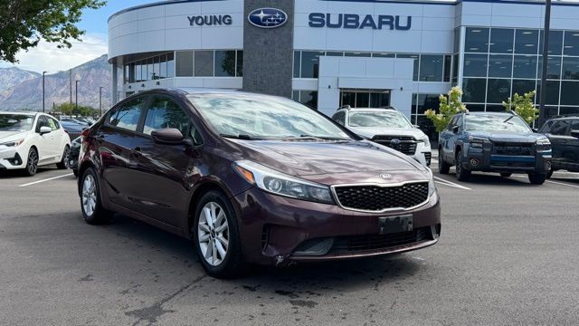 2017 Kia Forte LX AT's photo