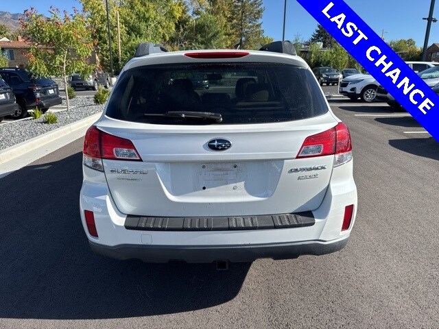 2012 Subaru Outback 2.5i photo 4