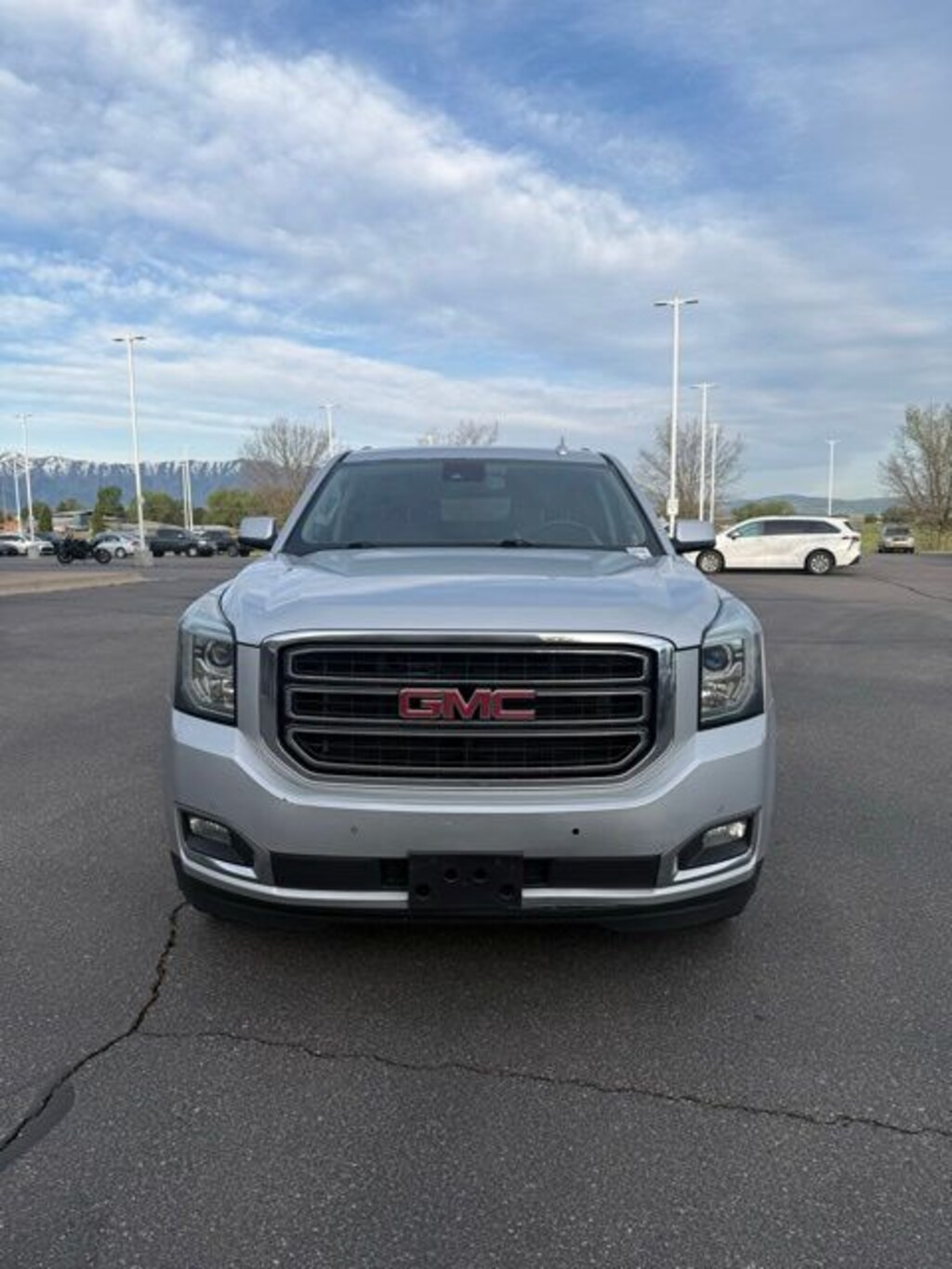 Used 2017 GMC Yukon XL SLT SUV
