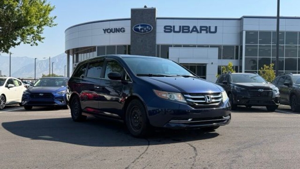 Used 2015 Honda Odyssey LX Van