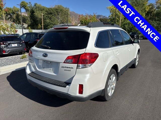 2012 Subaru Outback 2.5i photo 3