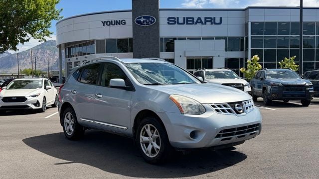 2011 Nissan Rogue SV AWD's photo