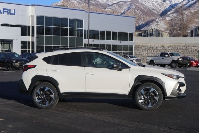 2025 Subaru Crosstrek Limited photo 2
