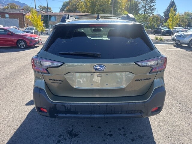 2024 Subaru Outback Onyx Edition photo 3