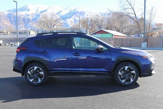 2025 Subaru Crosstrek Limited photo 2