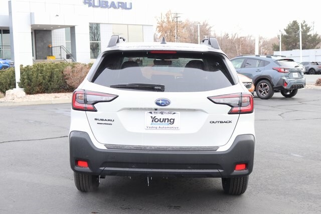 2025 Subaru Outback Onyx Edition photo 3