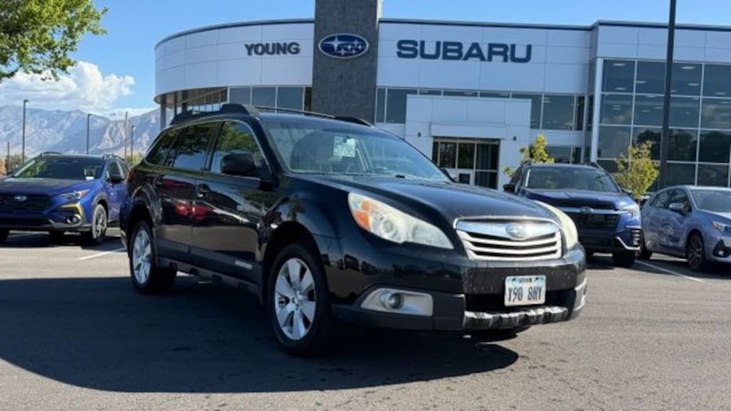 Used 2012 Subaru Outback 2.5i Premium (CVT) SUV