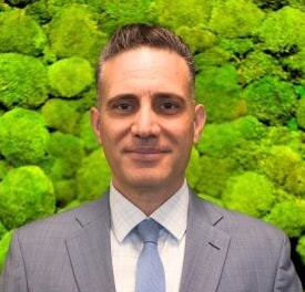 Staff member Justin Evrankaya from ID_5bf7b505480e