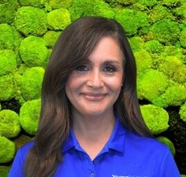 Staff member Sarah Burgett from ID_4079c2574590