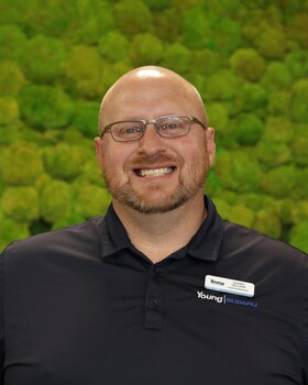 Staff member Shawn Williams  from ID_dbbc3e6e5055