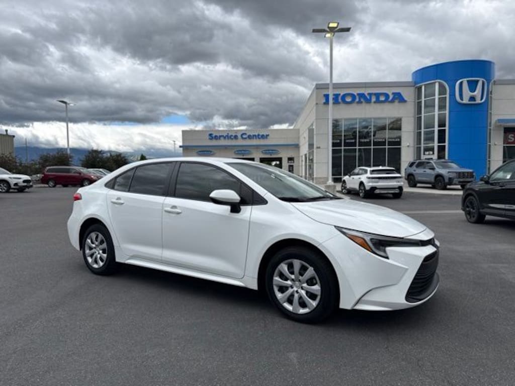 Used 2024 Toyota Corolla Hybrid LE Sedan