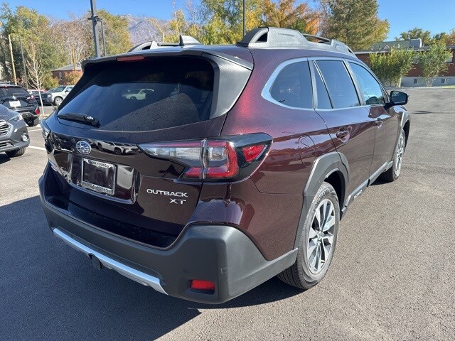 2024 Subaru Outback Limited XT photo 3