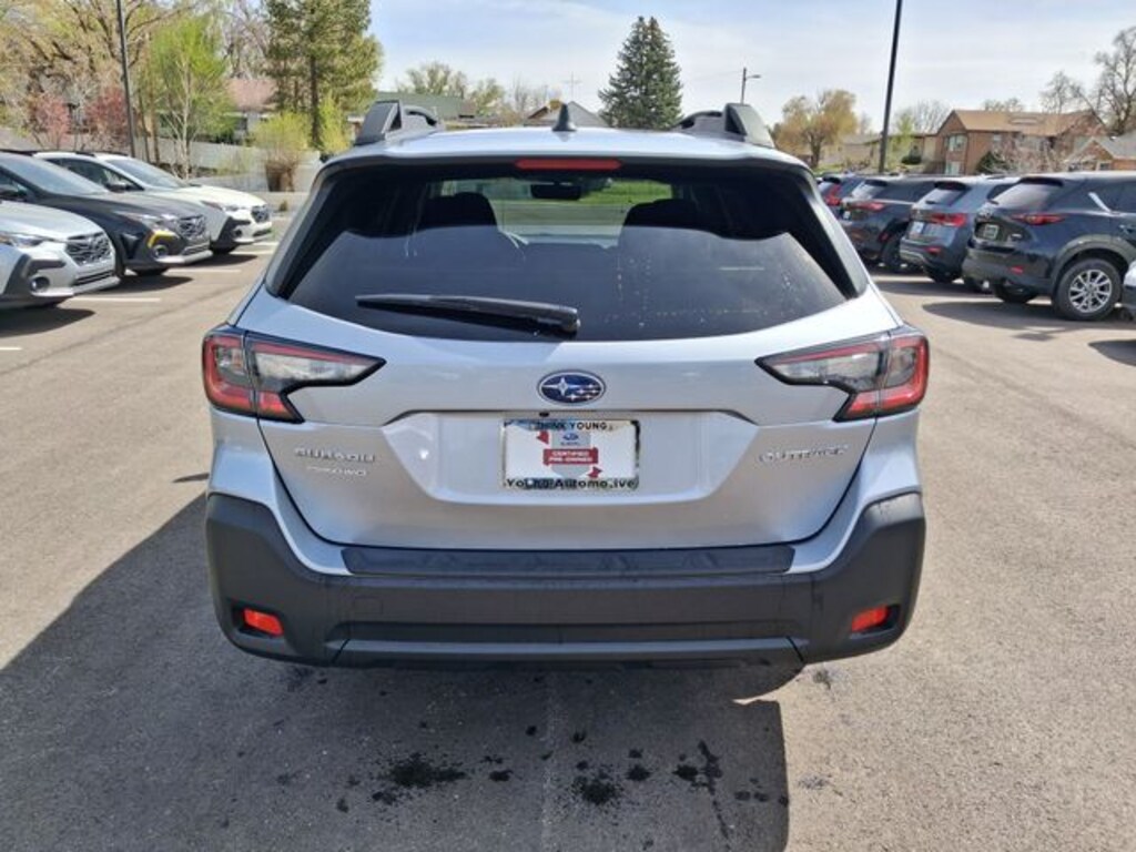 Used 2025 Subaru Outback Premium SUV