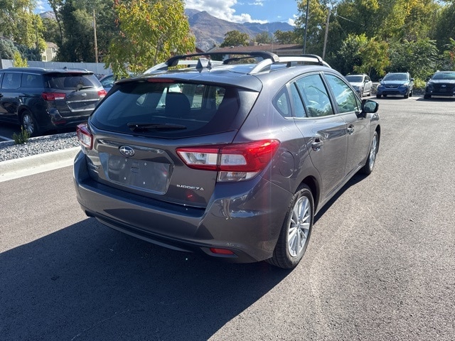 2018 Subaru Impreza 2.0i Premium photo 3