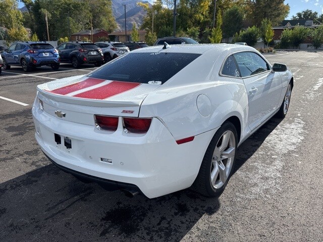 2011 Chevrolet Camaro 2SS photo 3
