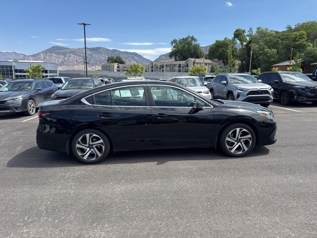 2022 Subaru Legacy Limited photo 2