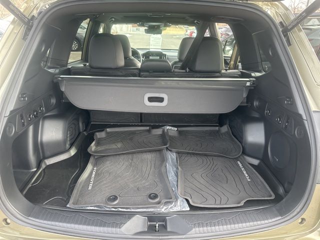 2025 Subaru Forester Touring - Photo 21
