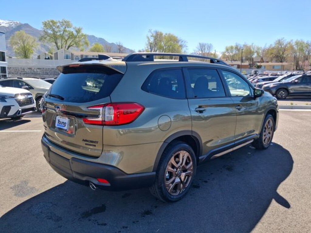 New 2026 Subaru Ascent Limited Bronze Edition 7-Passenger SUV