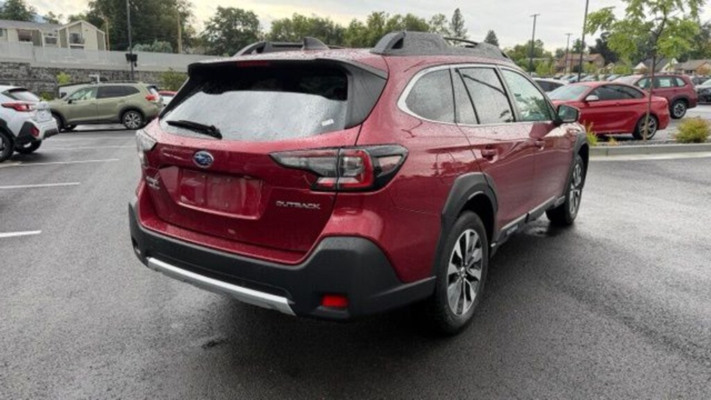 Used 2024 Subaru Outback Limited SUV