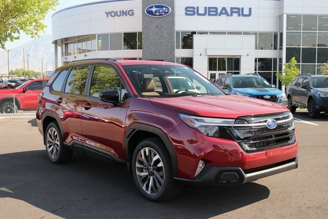 2025 Subaru Forester Touring's photo