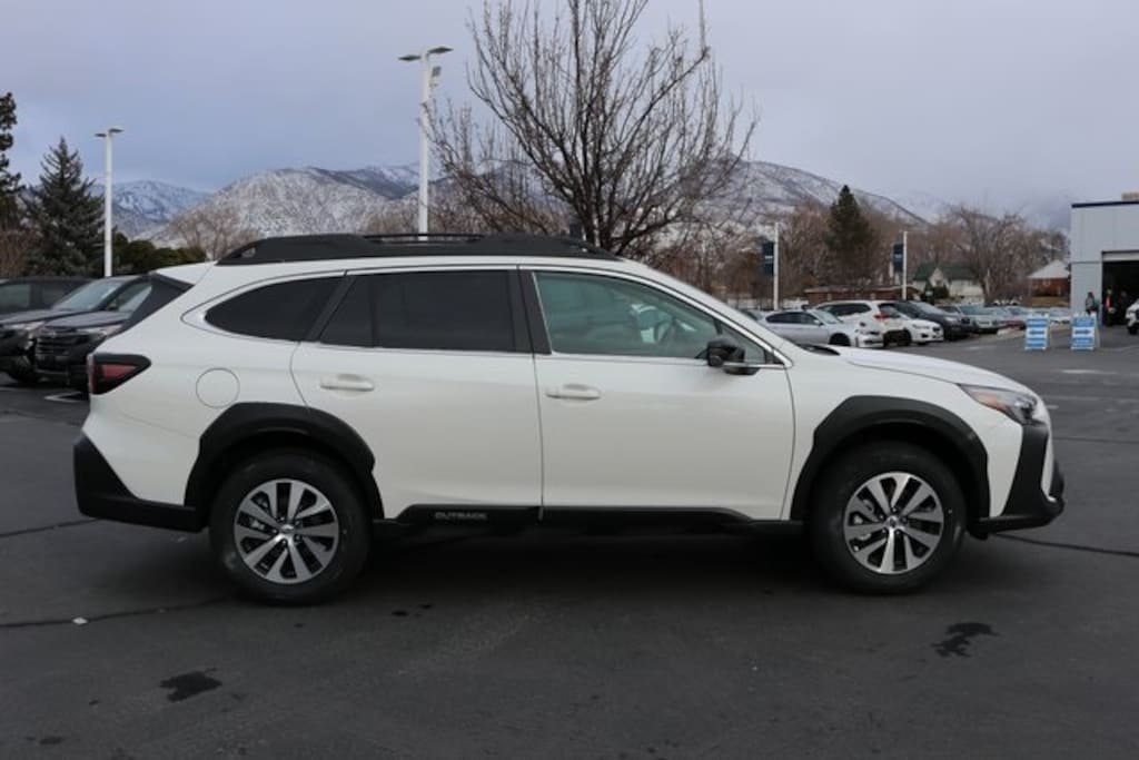 Used 2025 Subaru Outback Premium SUV