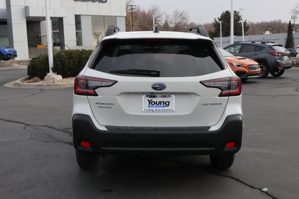 Used 2025 Subaru Outback Premium SUV