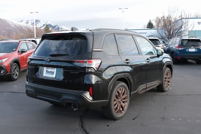 2025 Subaru Forester Sport photo 3