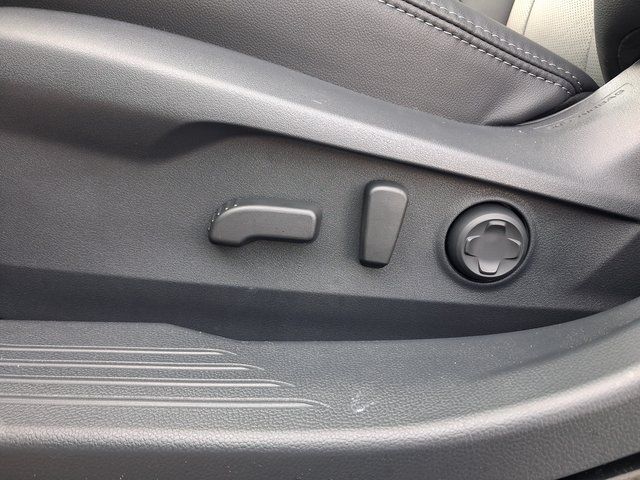 2025 Subaru Outback Limited - Photo 22